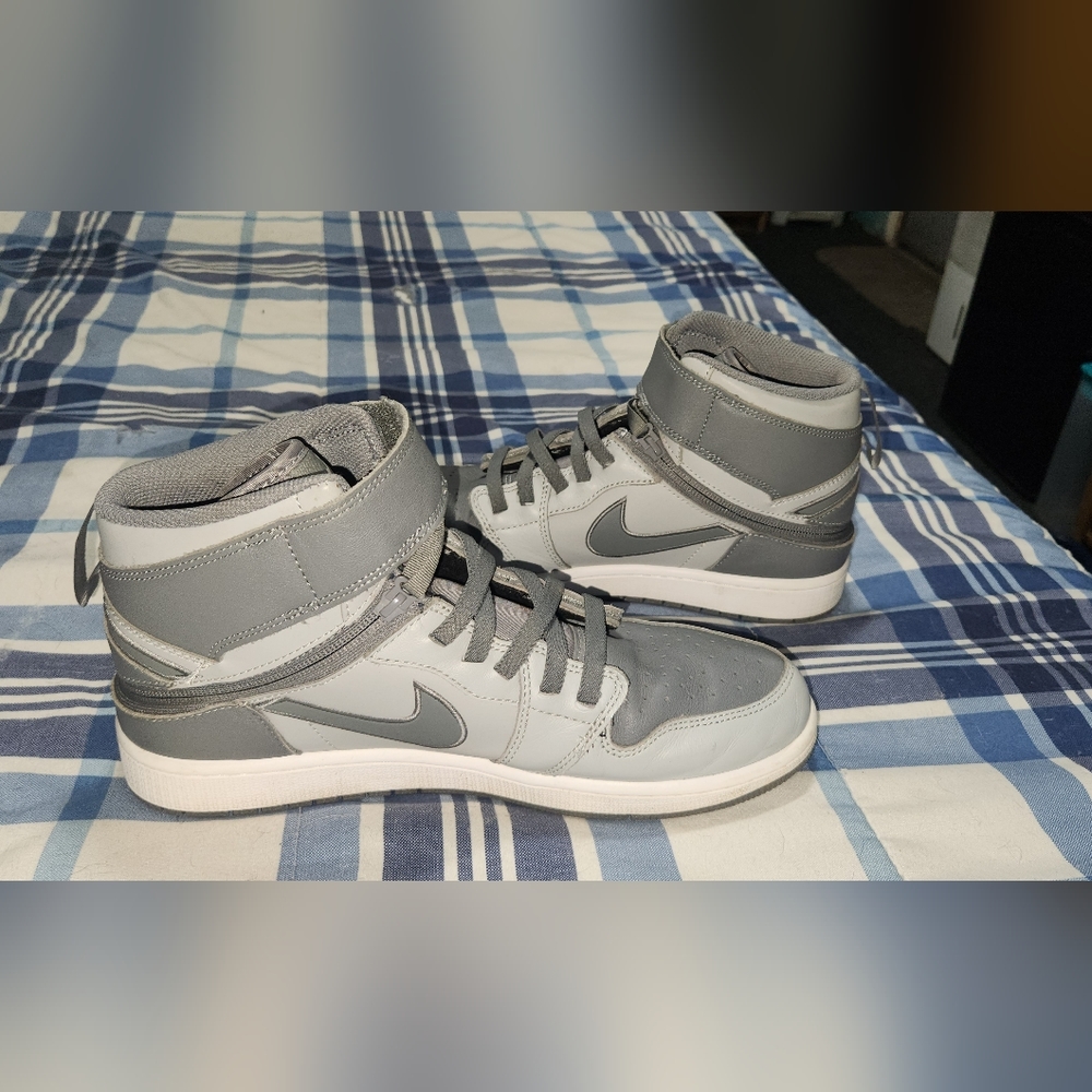 Jordan 1 - Picture 3 of 4